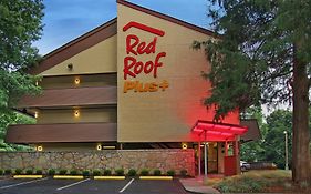 Red Roof Plus Atlanta Buckhead