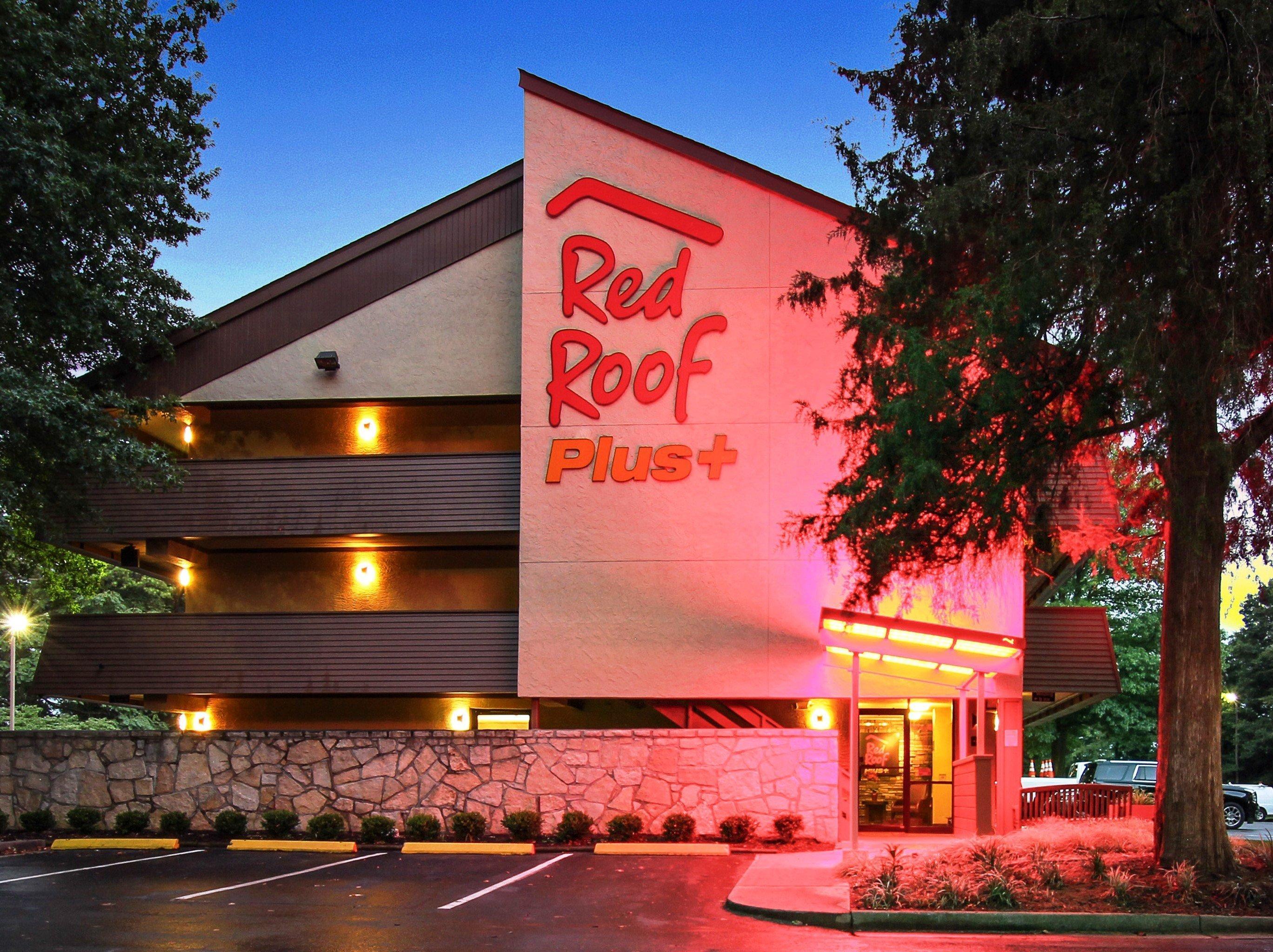 Red Roof Inn Plus+ Atlanta - Buckhead Druid Hills Exterior photo