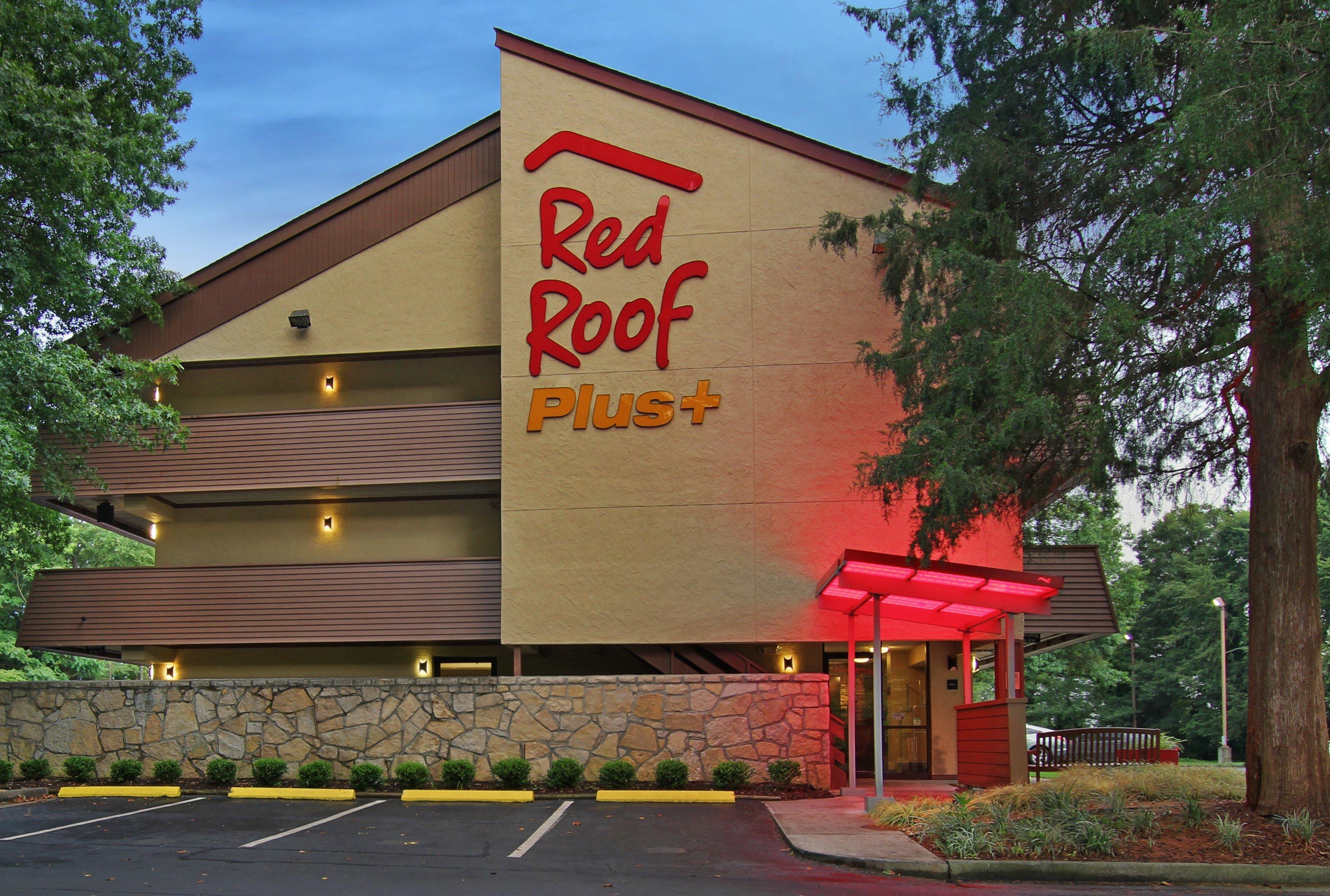 Red Roof Inn Plus+ Atlanta - Buckhead Druid Hills Exterior photo