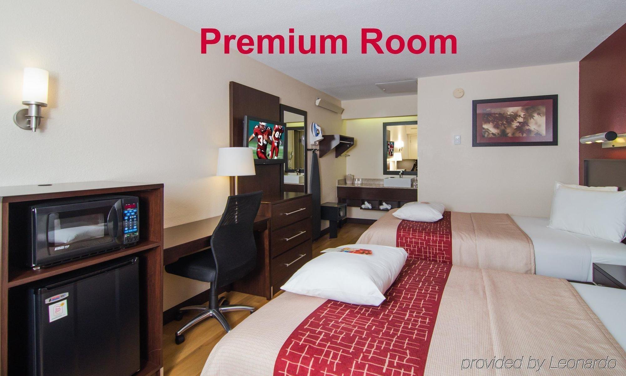 Red Roof Inn Plus+ Atlanta - Buckhead Druid Hills Exterior photo